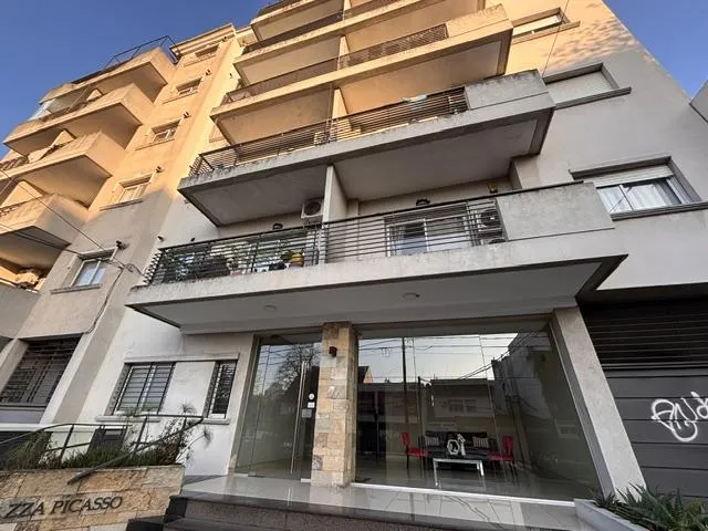 Departamento En Adrogue Centro