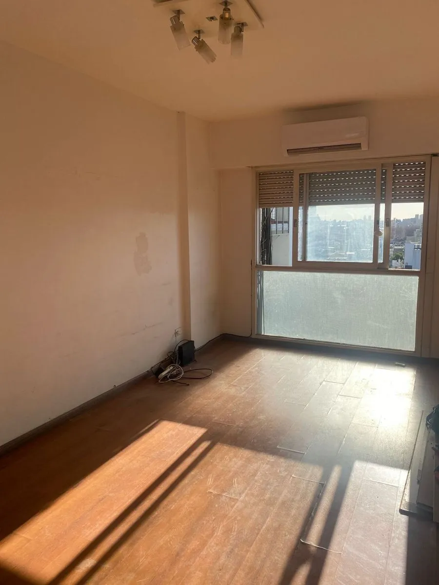 3 ambientes con balcón y vista