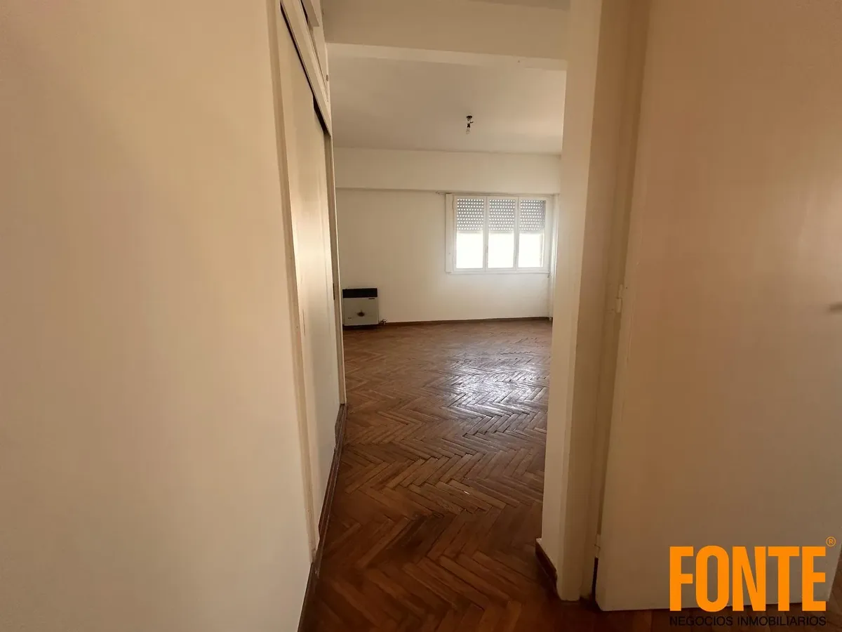 8° piso al frente, 2 ambientes