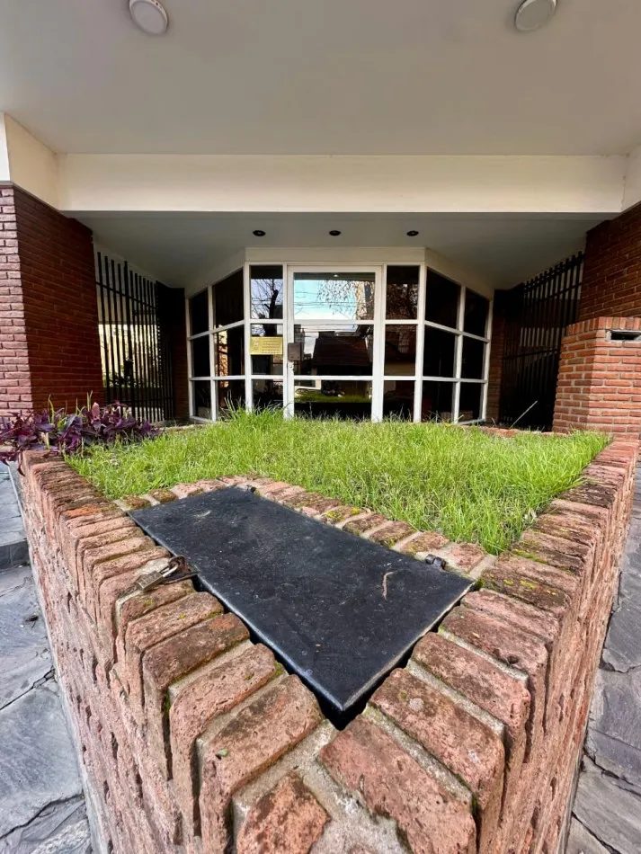 Imóvel: 1 quarto, Morón