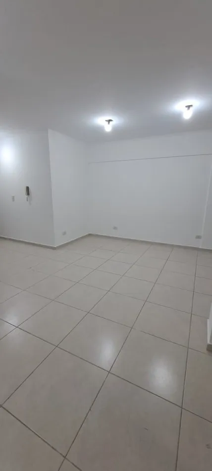 Apartamento mobiliado com varanda