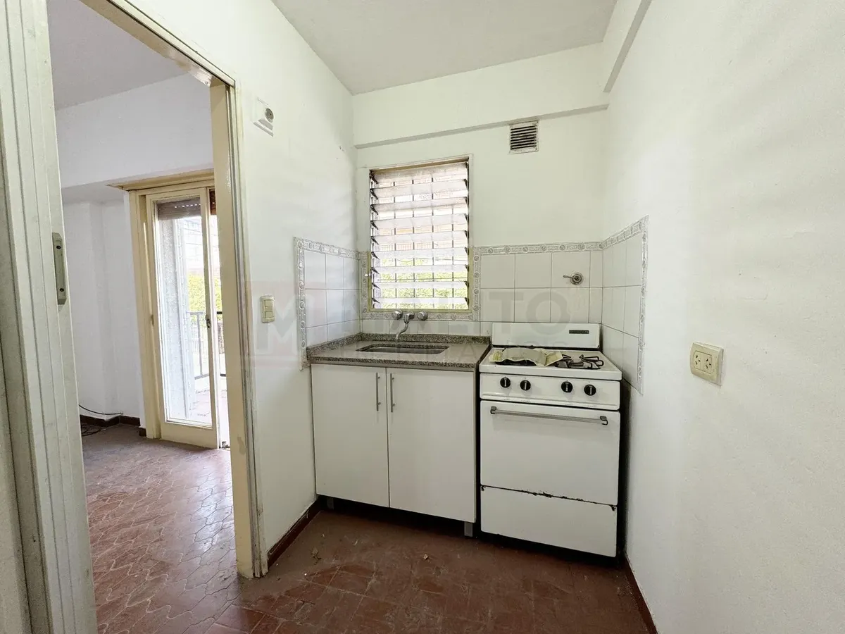 Departamento 2 Ambientes Con Balcón En Liniers