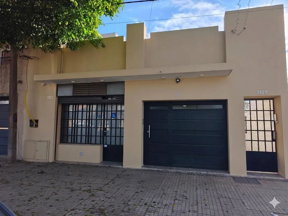 Casa En Alquiler - La Plata