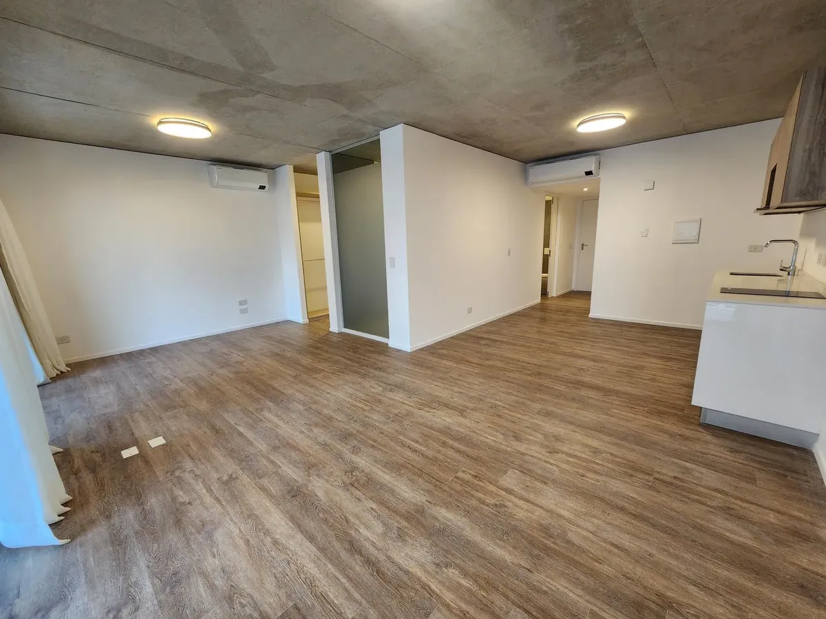 Alquiler 58 M² Con Vestidor Y Toilette Quartier Del Bajo