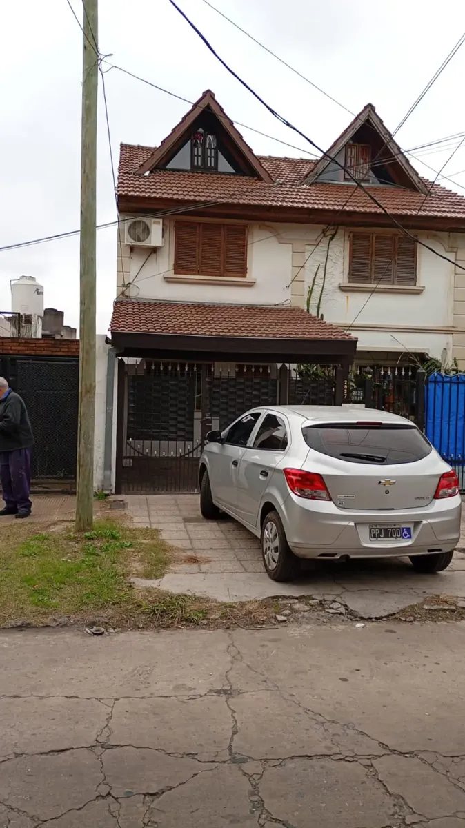 Alquiler De Duplex 4 Amb. Villa Luzuriaga C/cocher