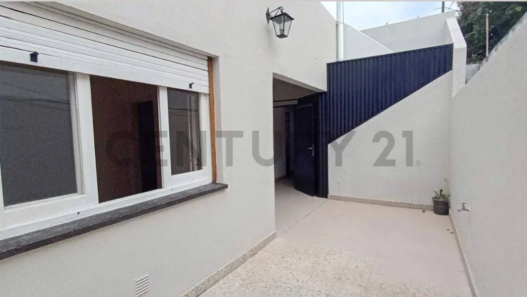 Alquiler Ph 2 Ambientes Con Patio