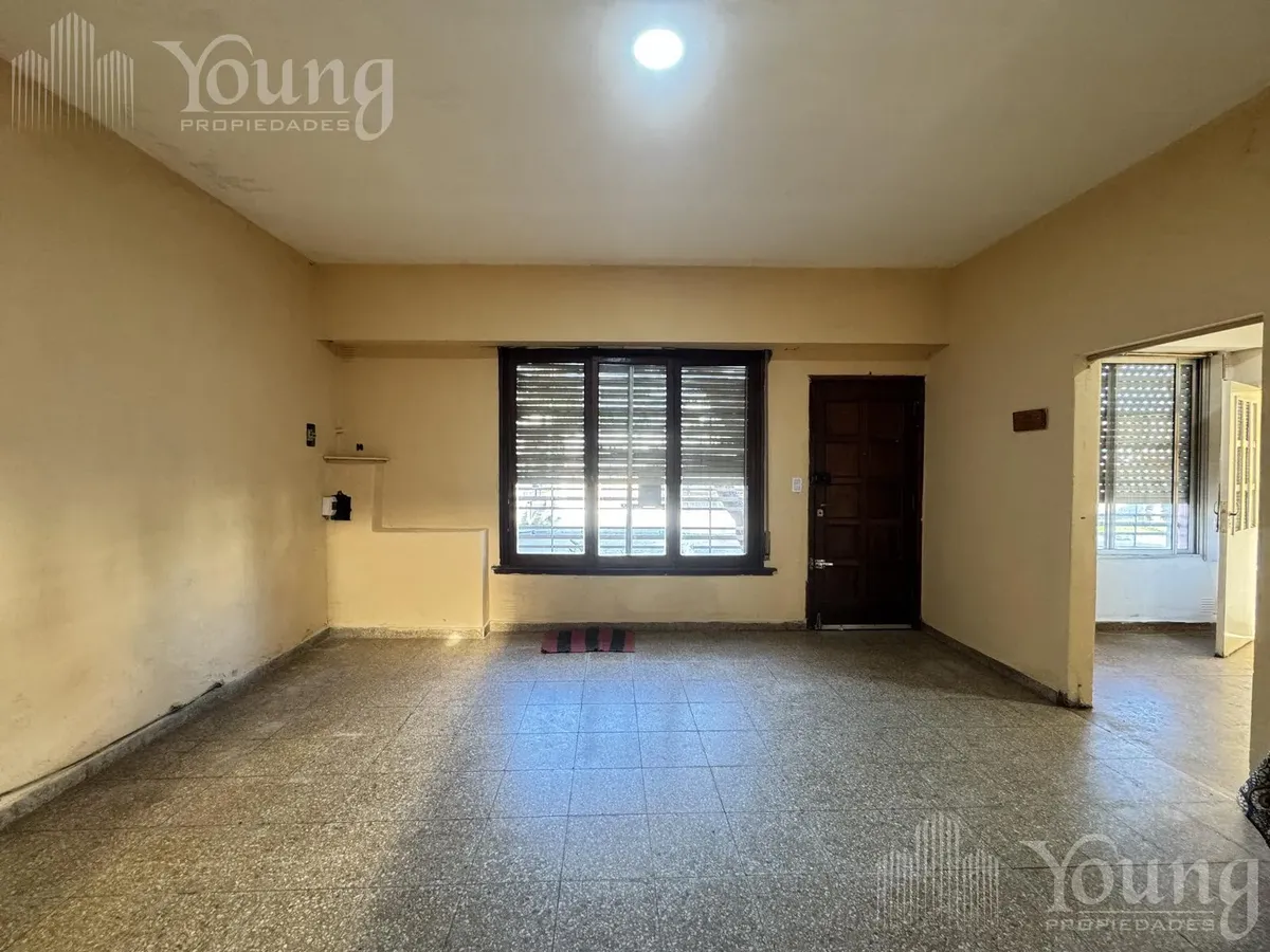 Front-facing 2-room PH