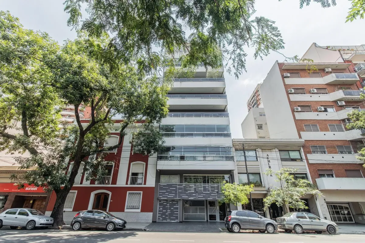 Departamento De 2 Ambientes Con Balcón En Flores - Av. Directorio