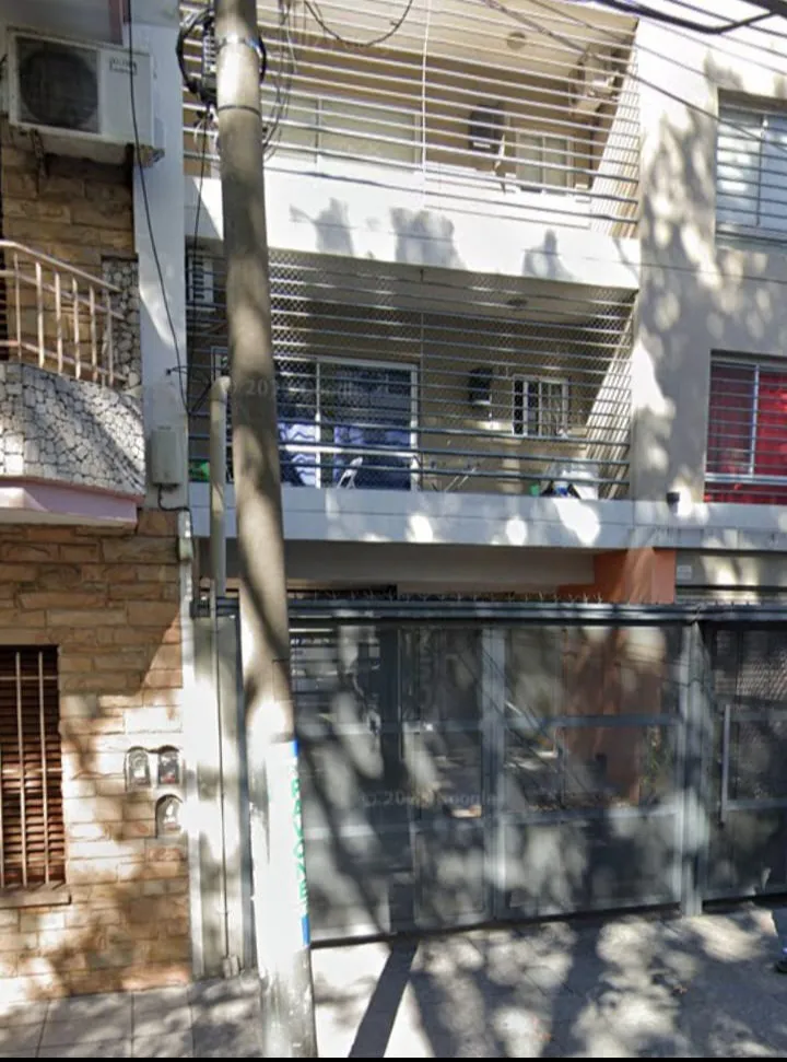 2-room semipiso with balcony