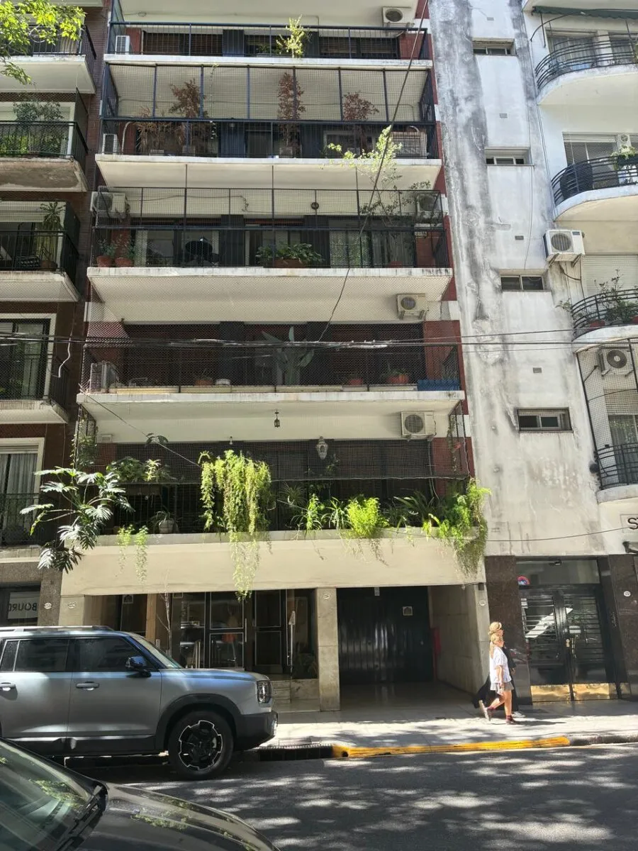 7th floor with balcony in Recoleta