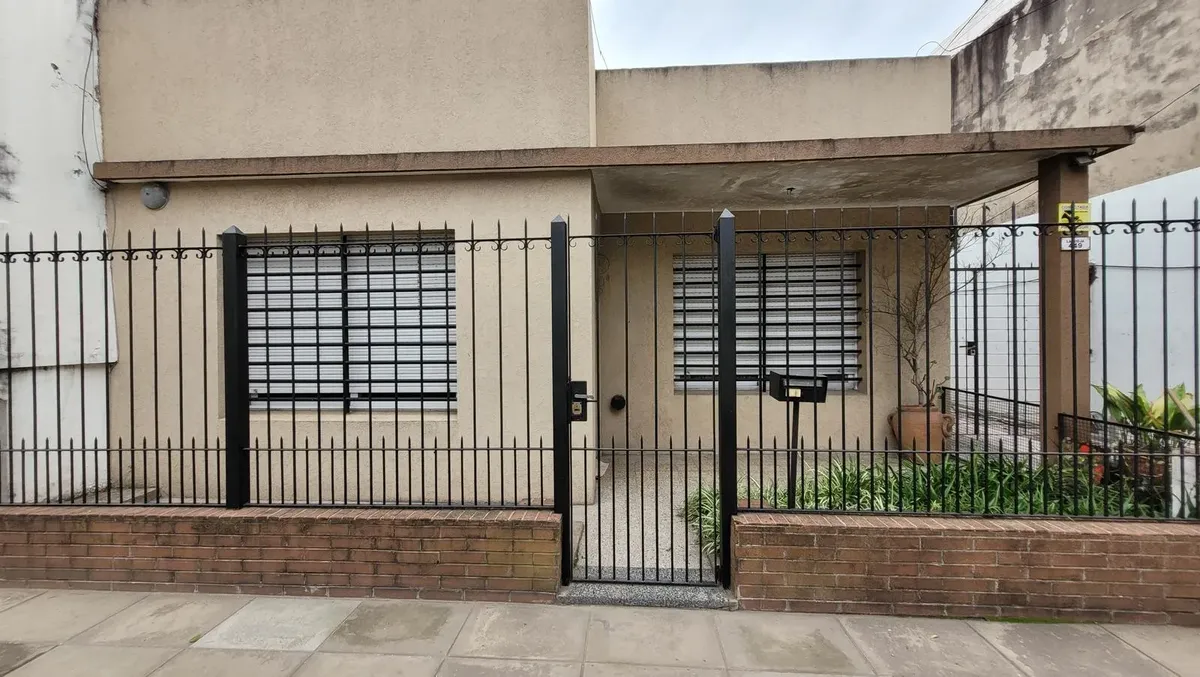 PH 2 ambientes, planta baja