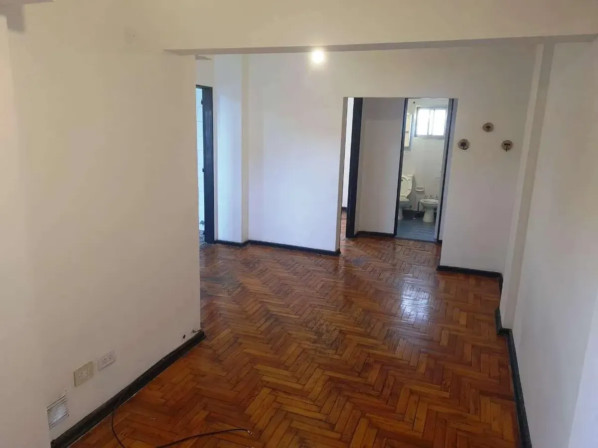 12th floor parquet 2-room