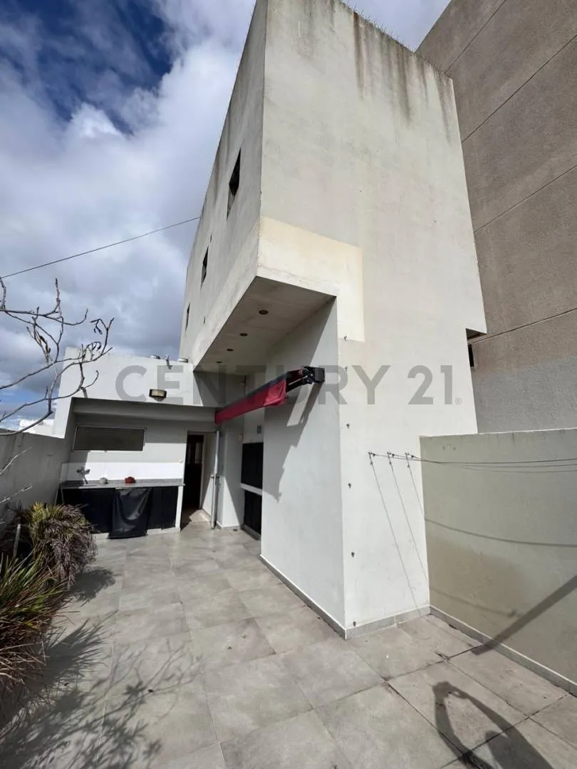 Listing: 3 bedrooms, La Plata