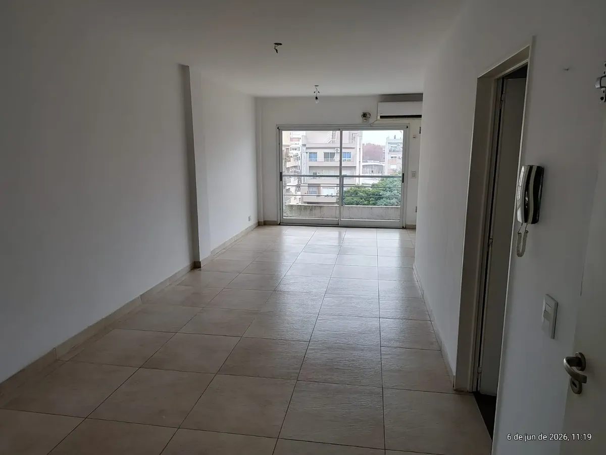 Departamento 1 Ambiente Dividido 46 M2 Balcón Dvh Aire Acondicionado Villa Pueyrredón