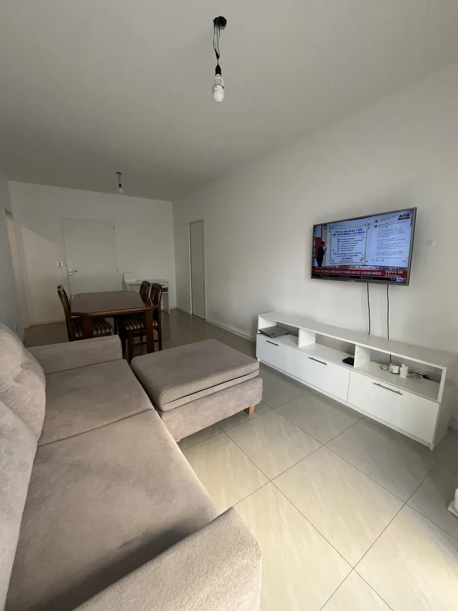 Alquiler Departamento 2 Ambientes En Olivos (podemos Negociar Precio/consultanos)