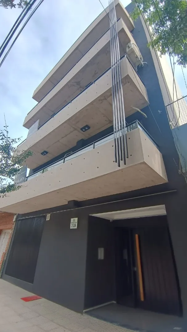 Semipiso 2 Amb Al Frente Y Contra Frente - Villa Urquiza