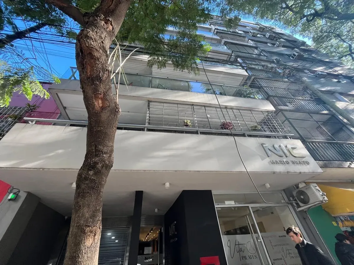 Studio 8º andar com varanda