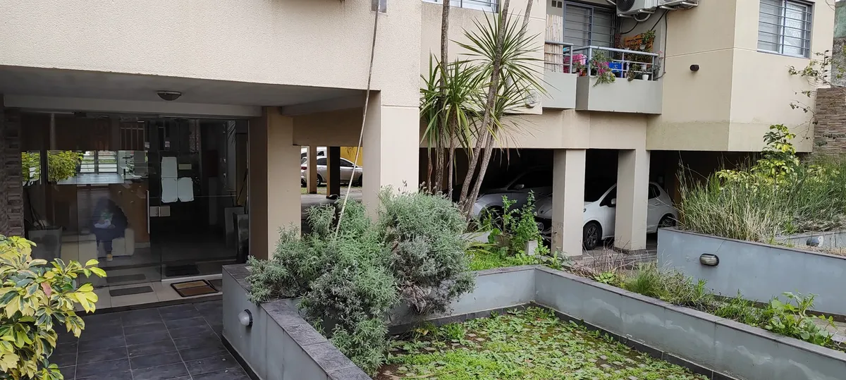 Monoambiente piso 5 con balcón