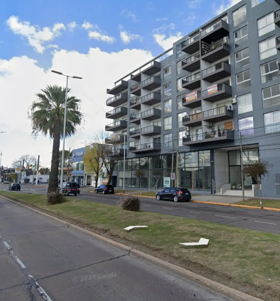2BR with balcony and pool