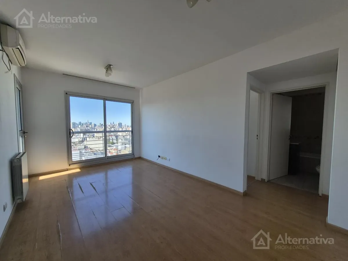 Listing: 1 bedroom, Almagro