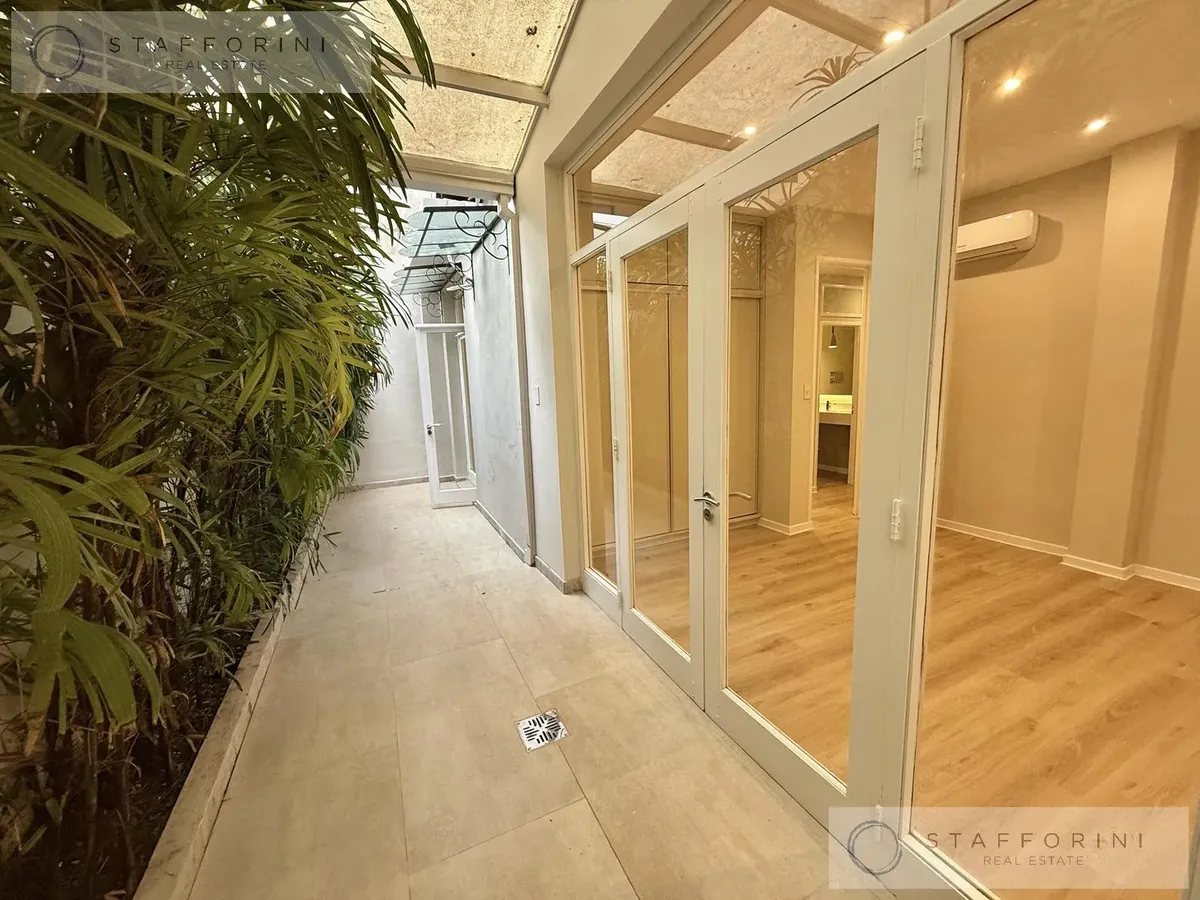 Planta baja, patio cubierto, 2 baños