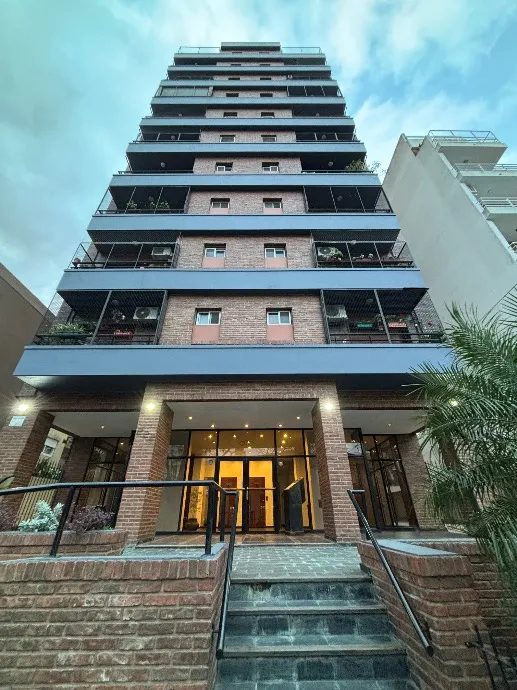 1st-floor 2-room with balcony