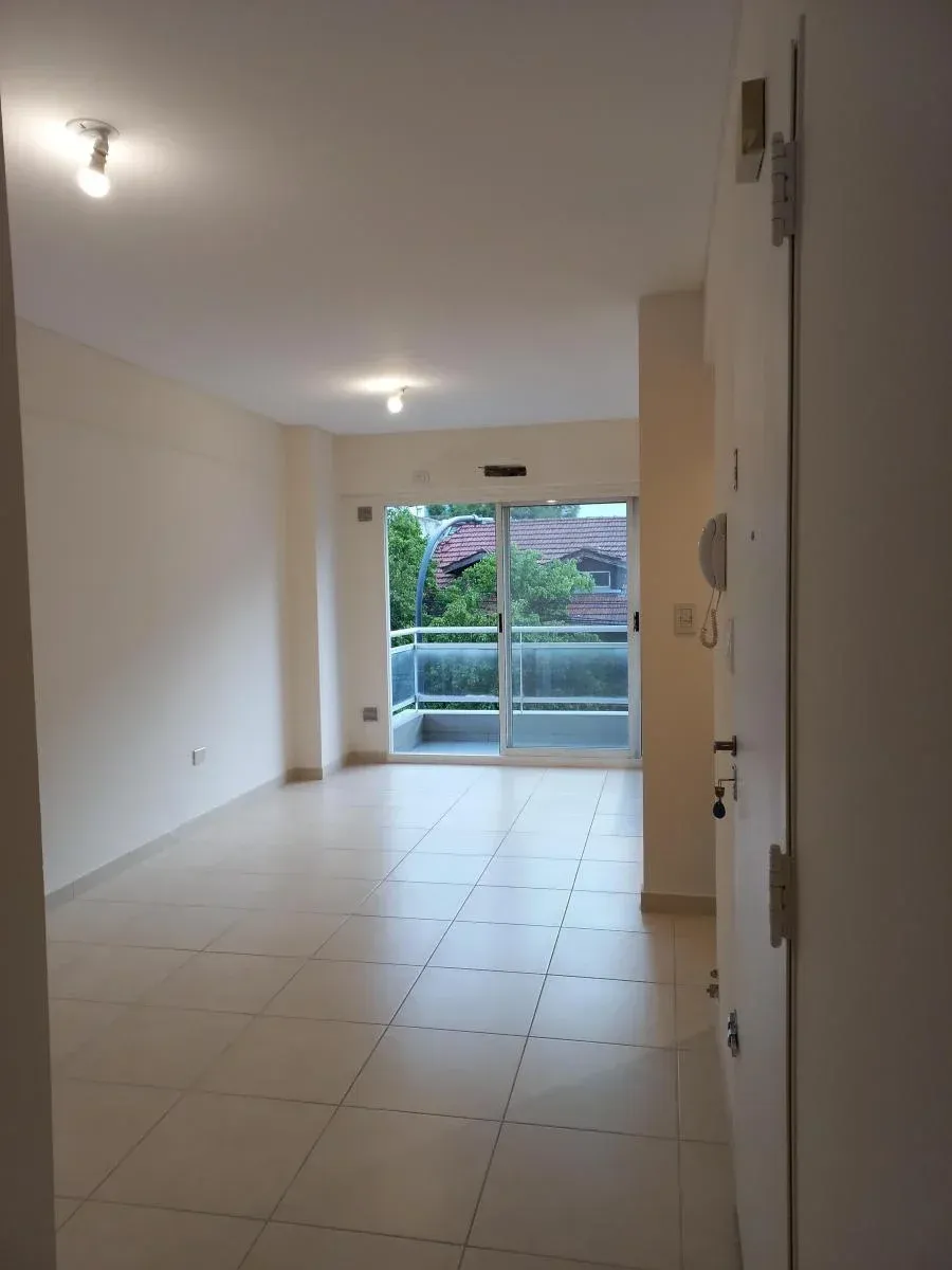 2 ambientes con balcón en Caballito