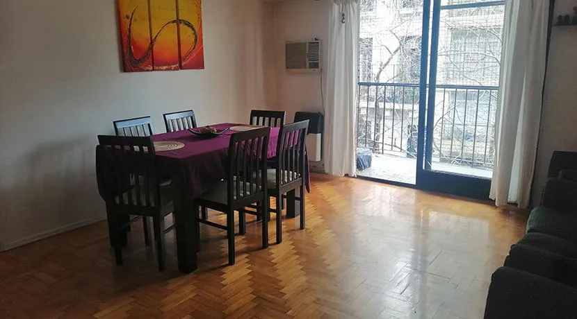 Departamento De 3 Amb. Amoblado Con Amplio Balcón En Balvanera