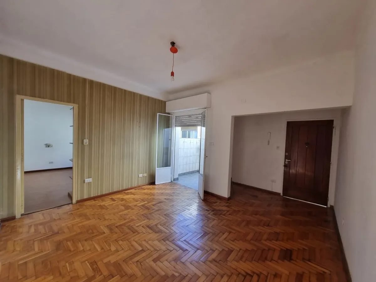 Departamento De 2 Ambientes Con Patio Sin Expensas