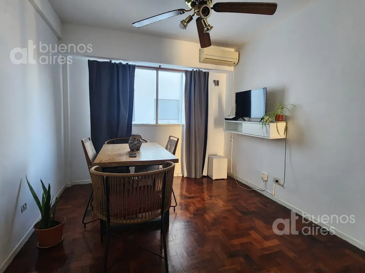 Departamento De Dos Ambientes En Monserrat Para Alquiler Temporario