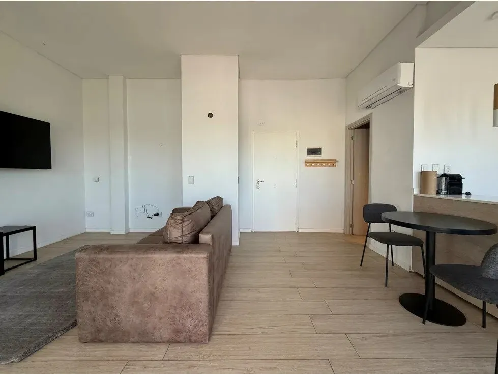 2-room renovated with terrace