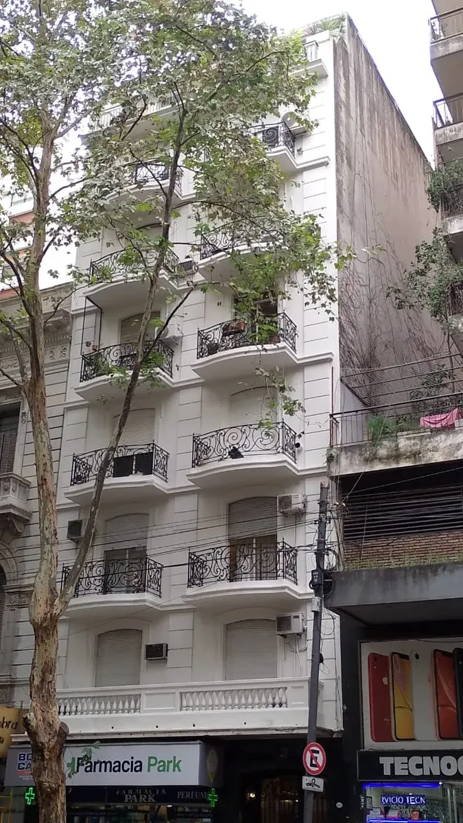 Excelente Departamento Al Nuevo En Señorial Edificio Francés