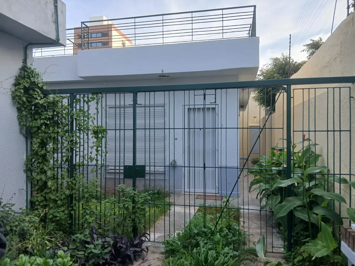 Casa Ph Fondo Sarmiento 1111 Quilmes