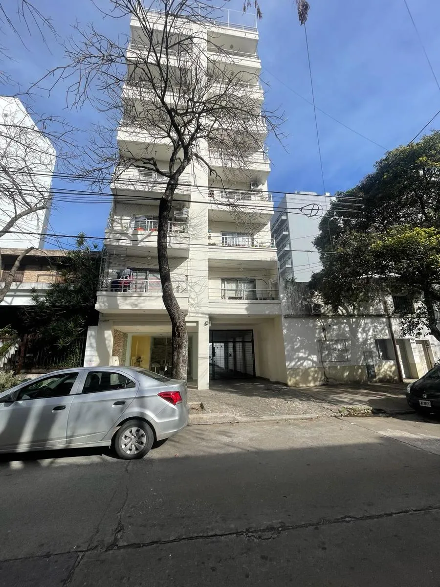 Departamento En Monte Castro