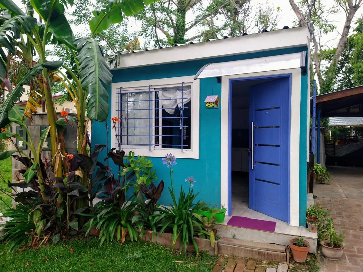 Furnished 2-room unit, AC