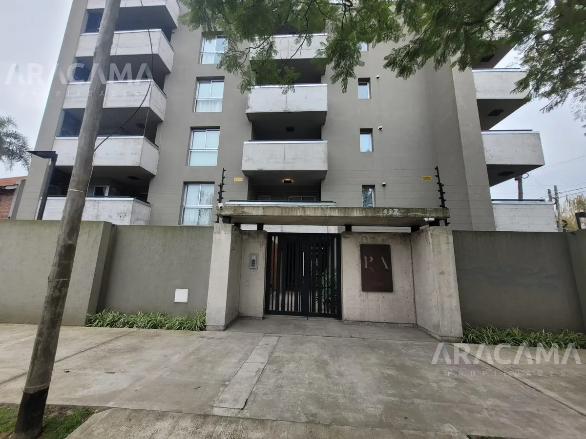 Studio with garden and parking