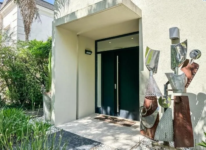 Casa en 2 plantas, vista al río