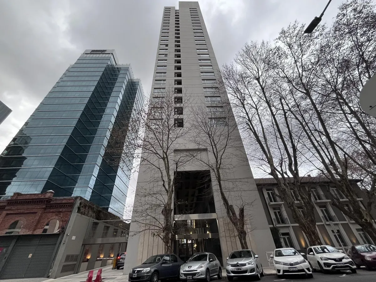 Departamento En Alquiler En Quartier Madero Con Cochera