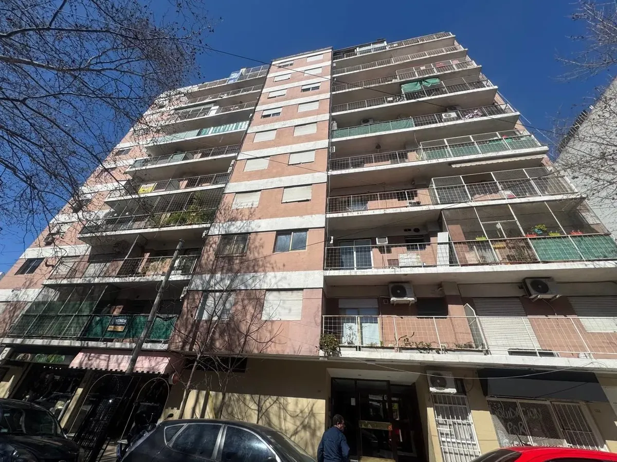 Departamento 3 ambientes piso 4