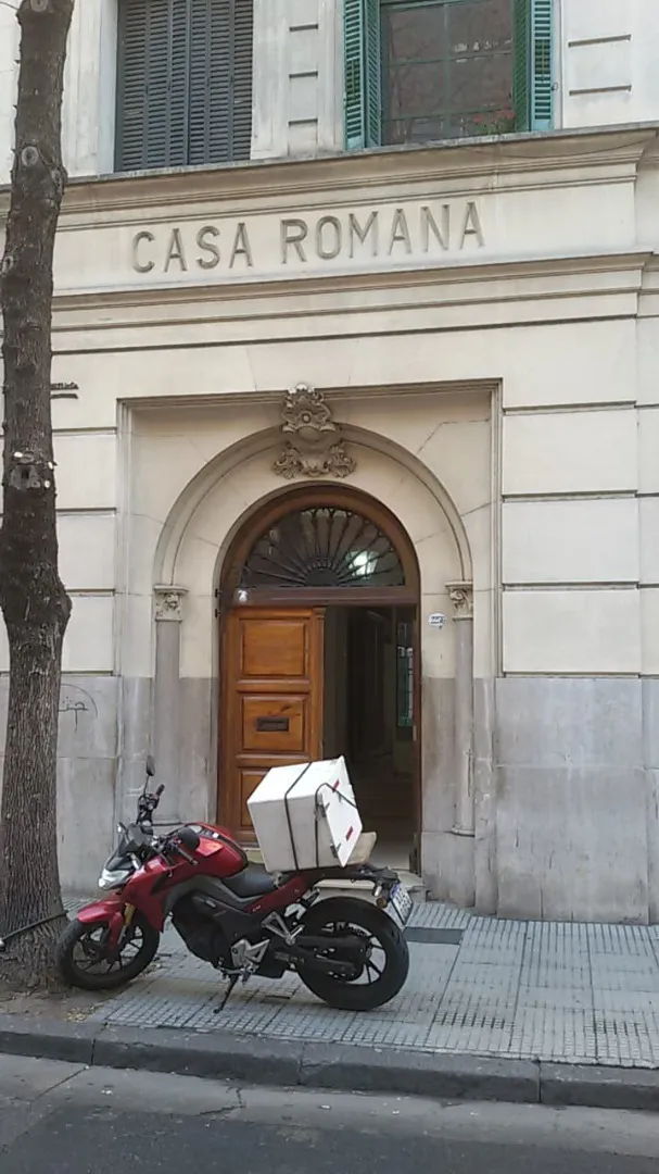 2 Amb. Congreso, Moreno 2200. Casa Romana, Buen Estado