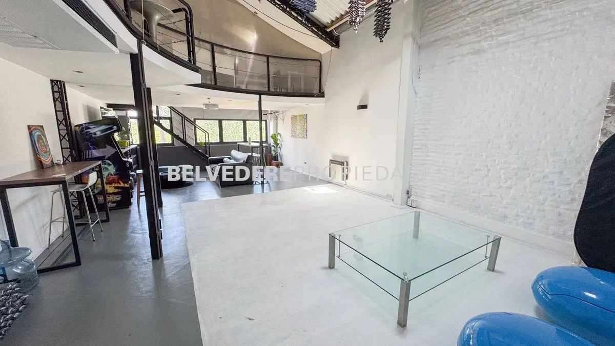 Loft industrial com suíte