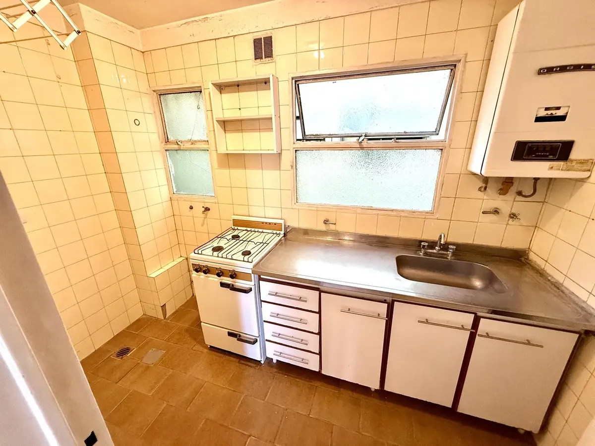 2 ambientes con cocina aparte