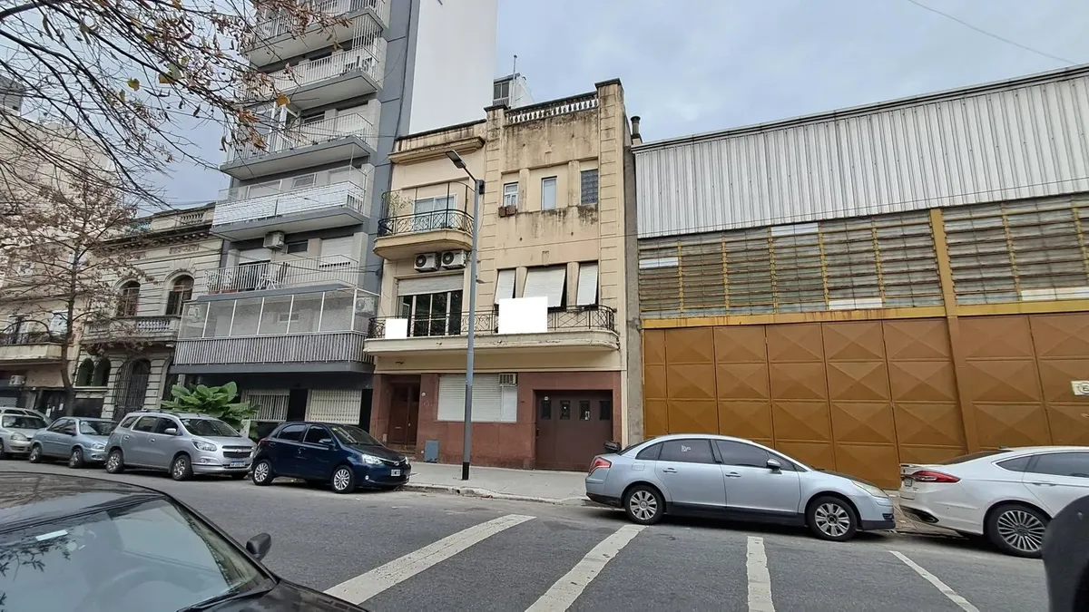 5 Amb. Apto Profesional 156m2