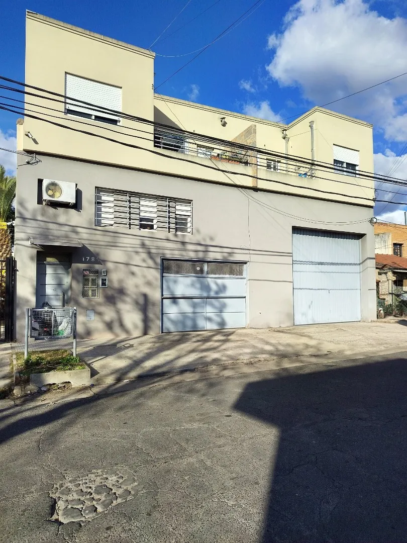 Amplio Monoambiente En Castelar