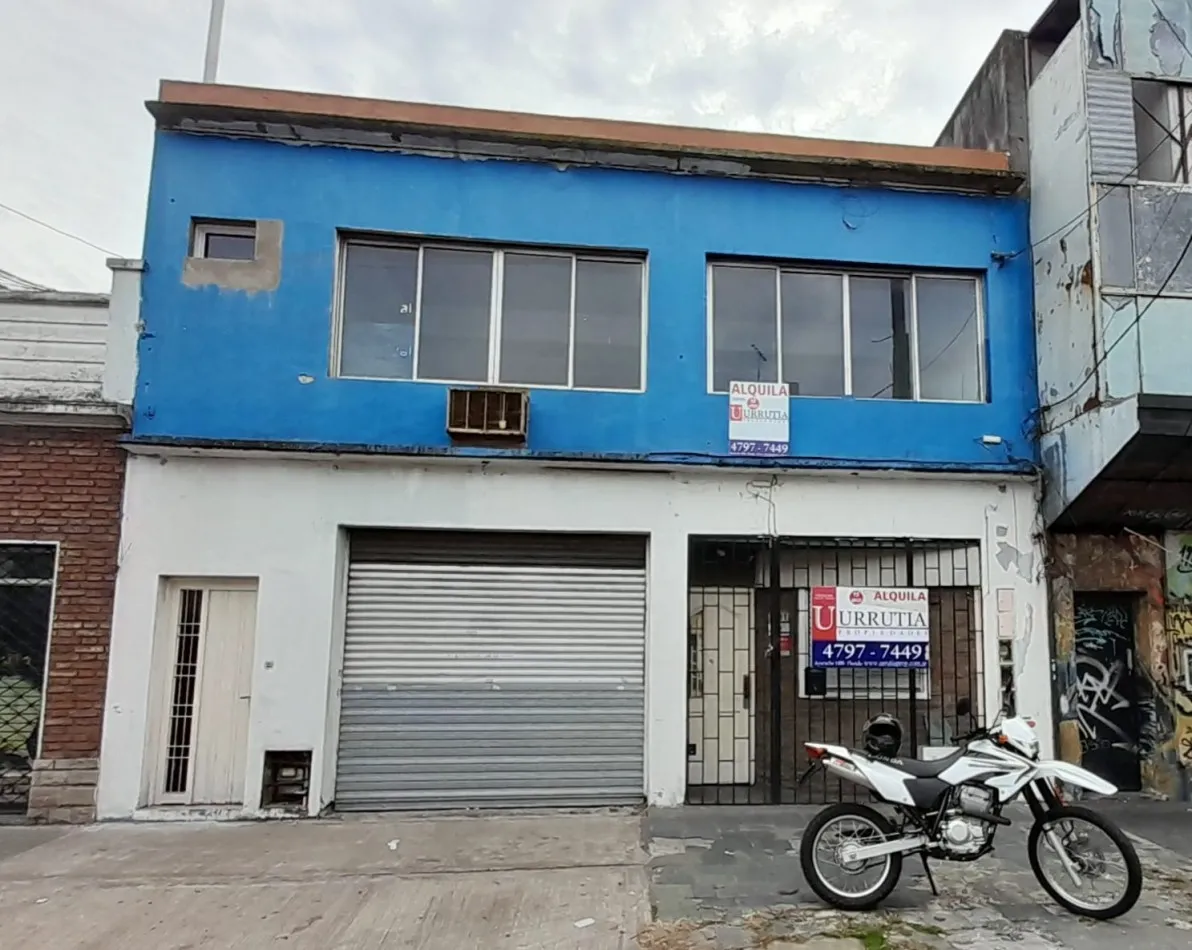 Ph Pb Al Frente 2 Amb Con 2 Patios + Deposito/cocheras
