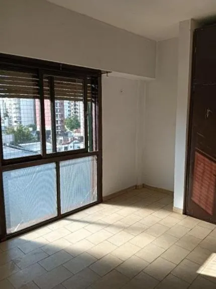 1 dormitorio, cocina separada