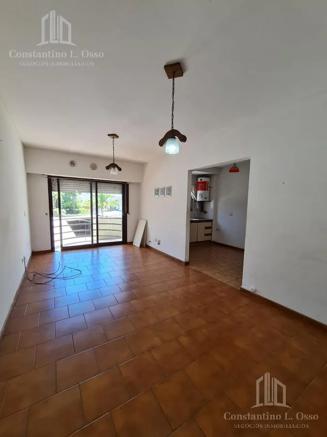 Departamento Dos Ambientes Con Balcón!!!!  - Lanús Oeste