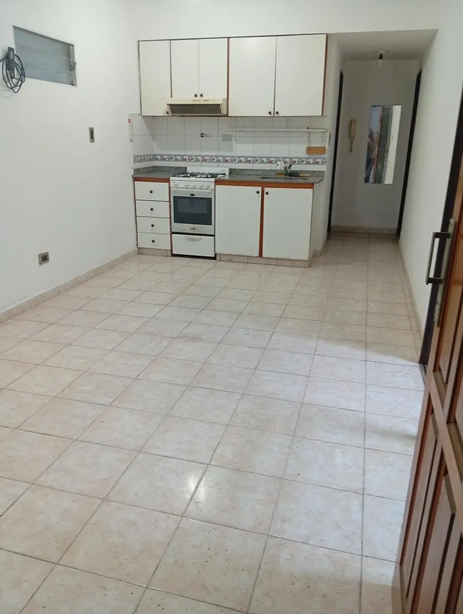2 Ambientes Con Patio