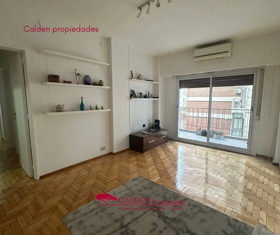 3 ambientes con balcón al contrafrente