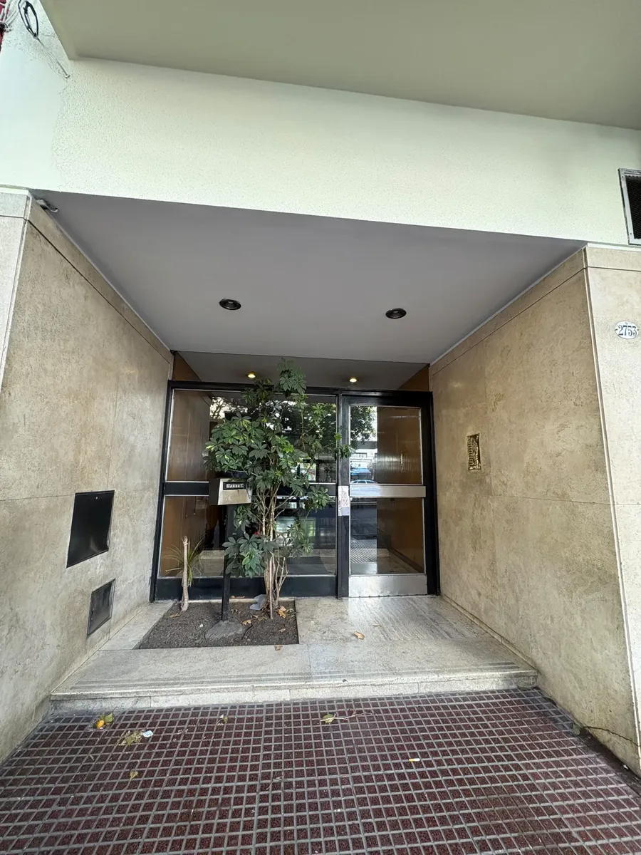4 rooms, 2 renovated bathrooms